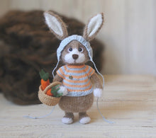 Load image into Gallery viewer, Rabbit small. 20-30 cm